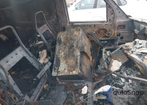 1996 Ford Econoline E250 Van из США, поврежденный, VIN 1FTHE24H9THA12573